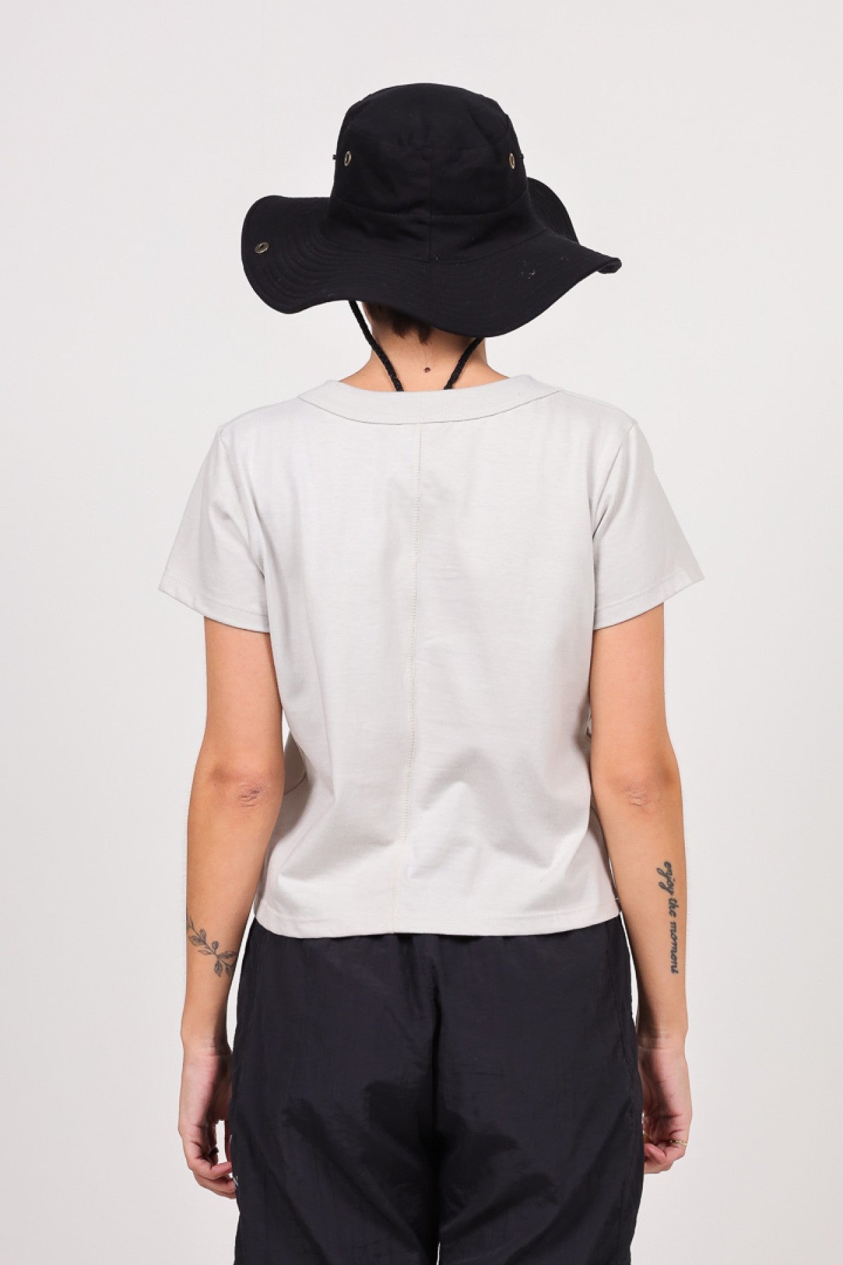 DEFY FATE Remera F608