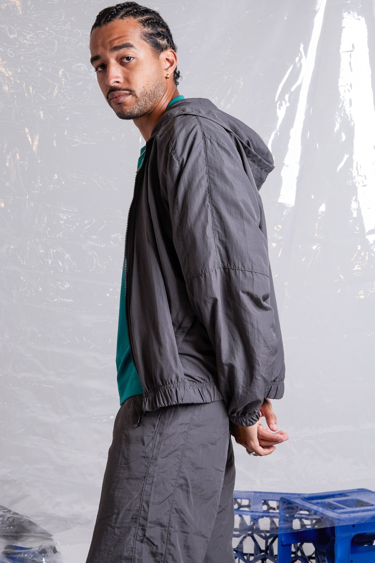 CENIZA Campera F489