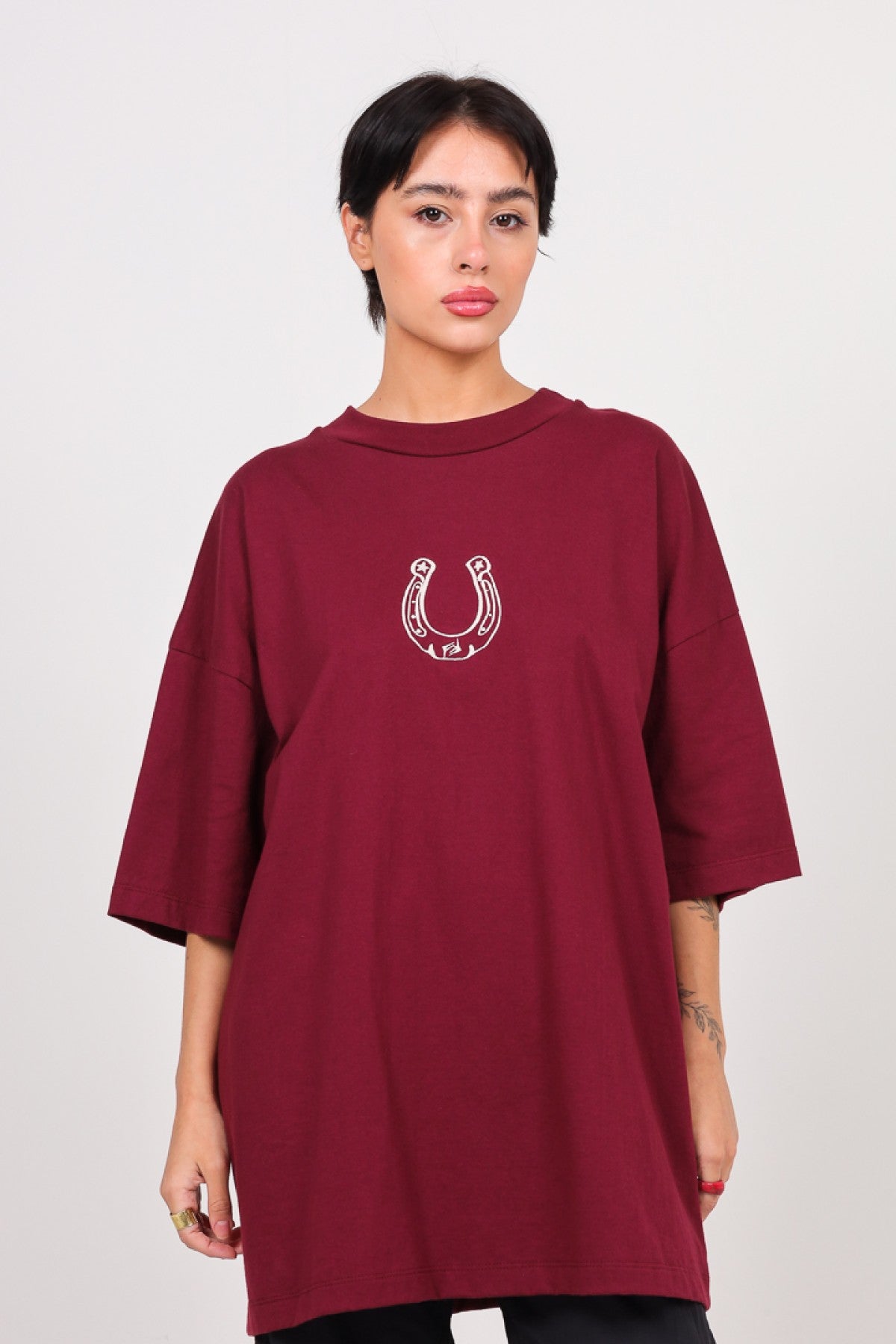 HERRADURA Remera F348