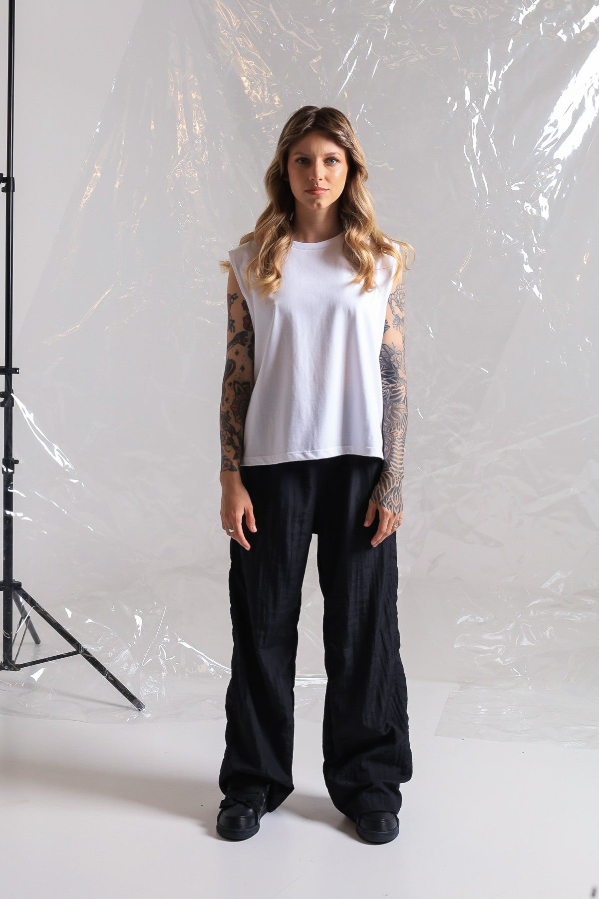 ESSENCIAL F332 Musculosa